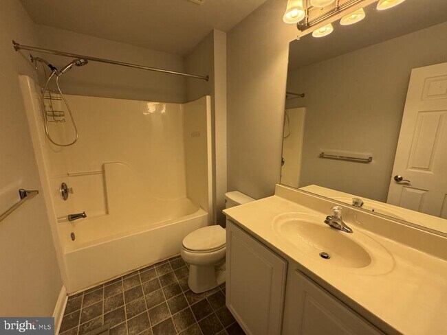 Building Photo - 116 Black Duck Ct