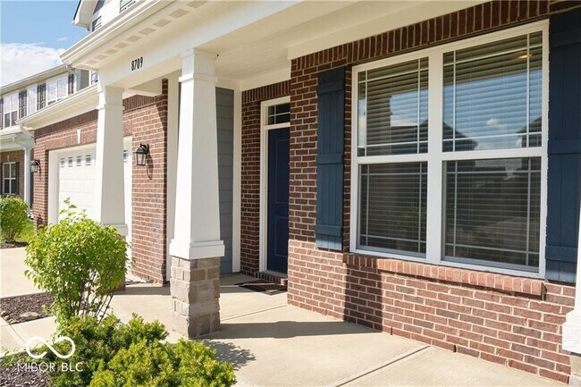 Building Photo - 8709 Rowling Way