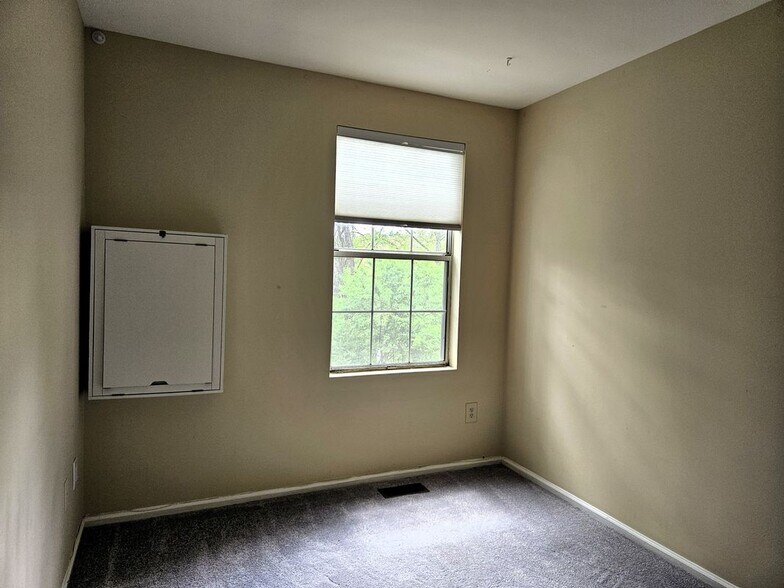 Building Photo - 12146 Flag Harbor Dr