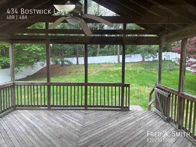 Building Photo - 434 Bostwick Ln