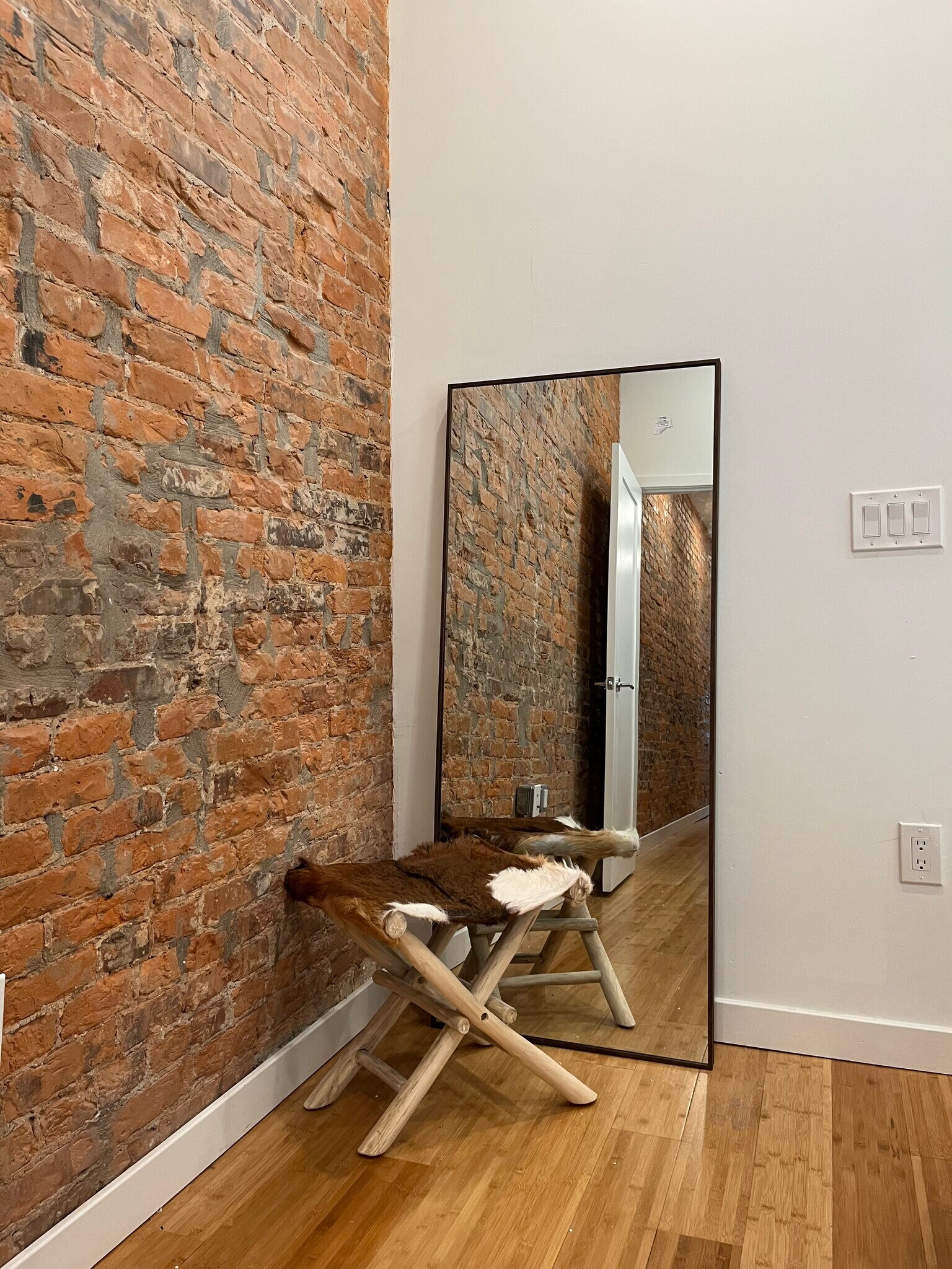Building Photo - 721 N 40th St