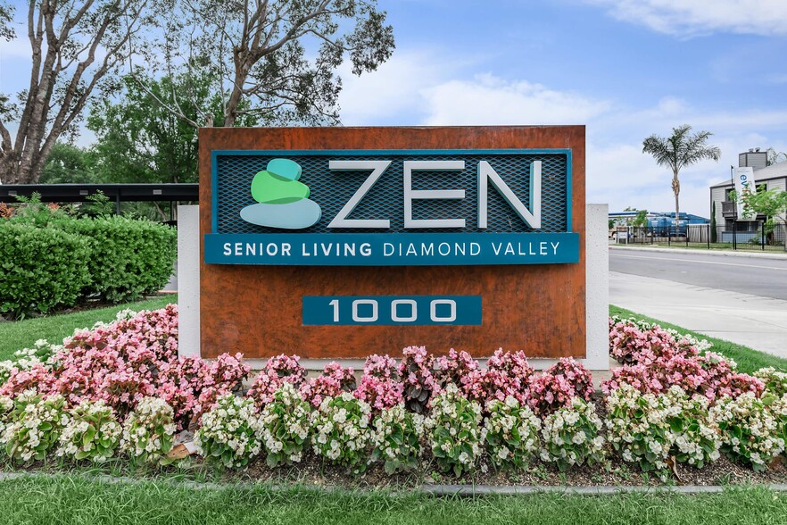 Primary Photo - Zen Diamond Apartments