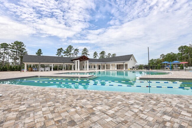 Building Photo - 1363 Landon Hills Dr