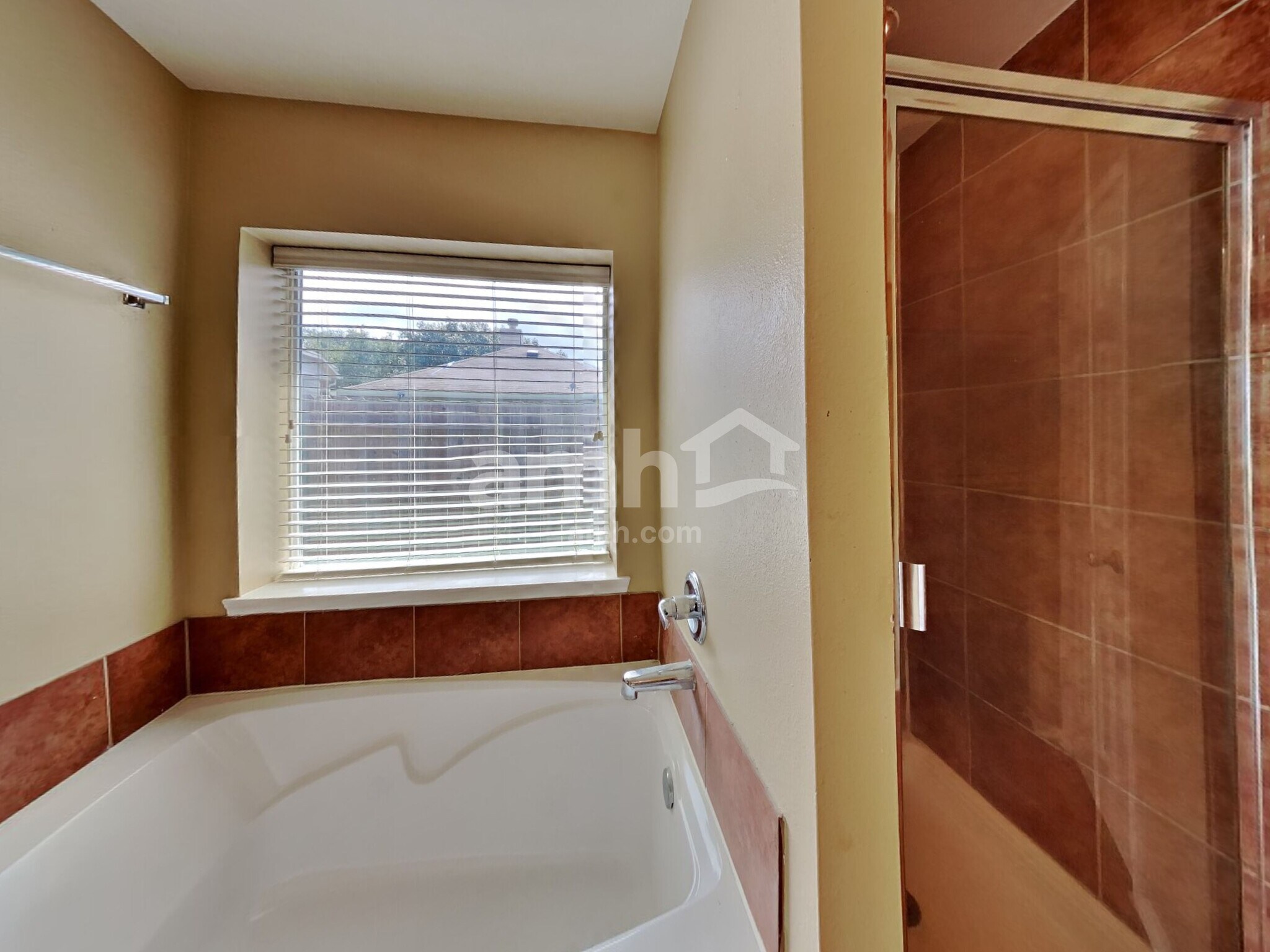 Building Photo - 631 Gateship Dr