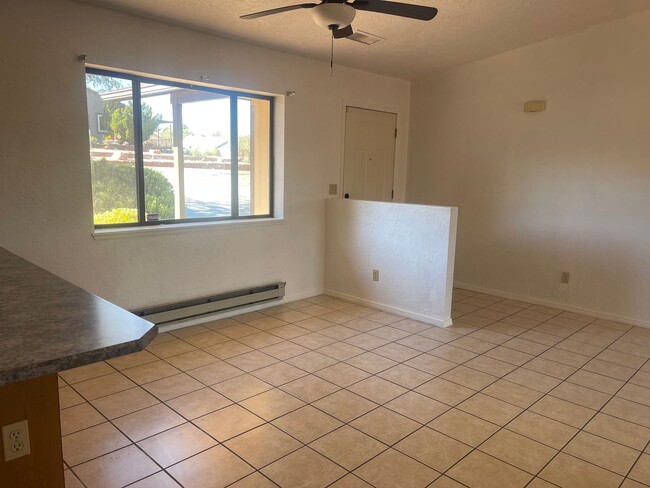 Building Photo - 3 Bedroom 2 Bath home contact Property Pro...