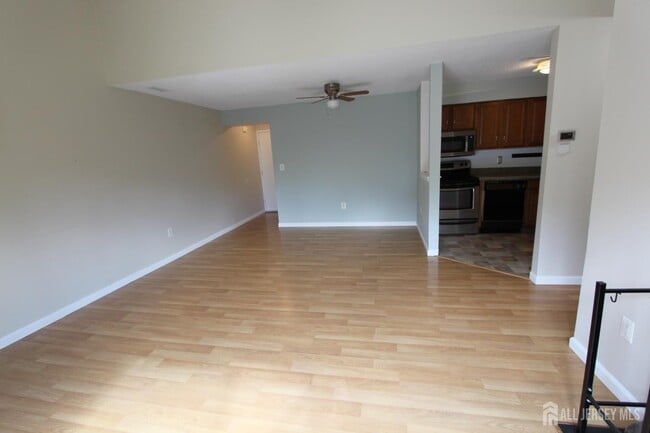 Building Photo - 1112 Aspen Dr