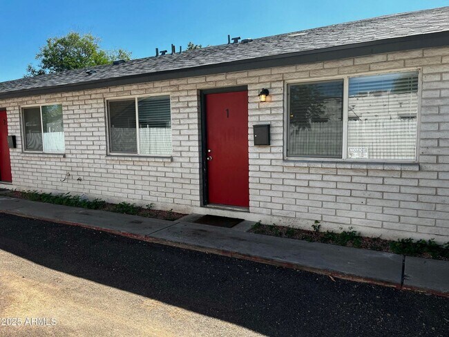 Primary Photo - Katzberg/Nakagawa / 16th Ave