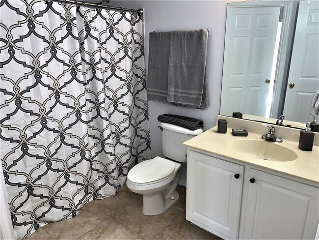 Building Photo - 10764 70th Ave N