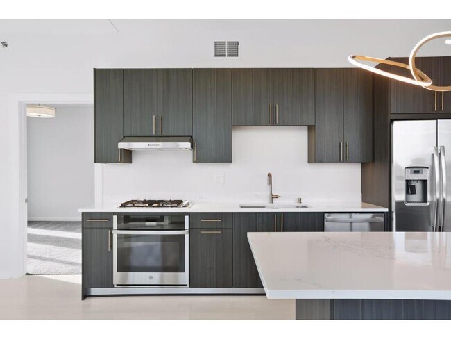 Building Photo - 1240 S 2nd St