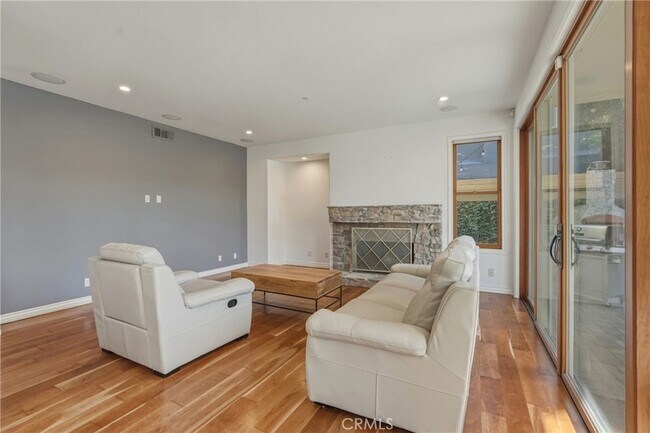 Building Photo - 6750 Andover Ln