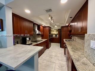 Building Photo - 1111 Crandon Blvd