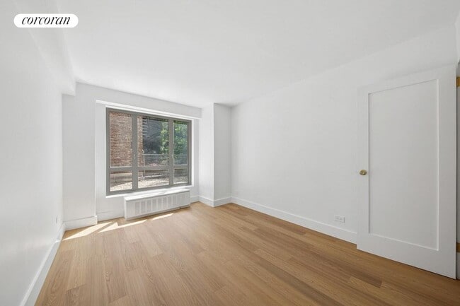 Building Photo - 501 E 87th St