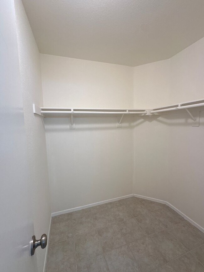 Building Photo - SCRIPTS RANCH-FULLY REMODELED  2 BED, 2.5 BATH - AVAILABLE NOW!