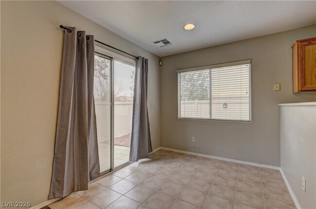 Building Photo - 1052 Coronado Peak Ave