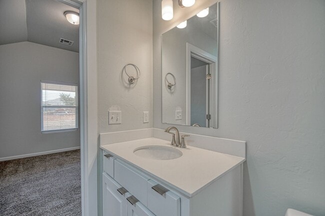 Building Photo - New Construction in Varenna Landing! Storm shelter and lawn care included!