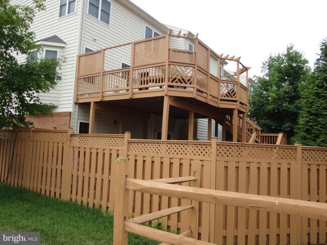 Building Photo - 25625 Anthem Terrace