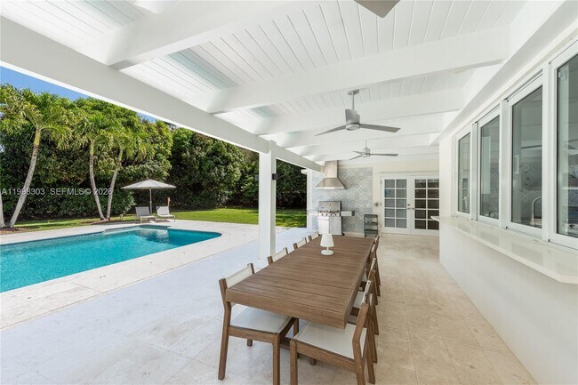 Building Photo - 8001 SW 160th St