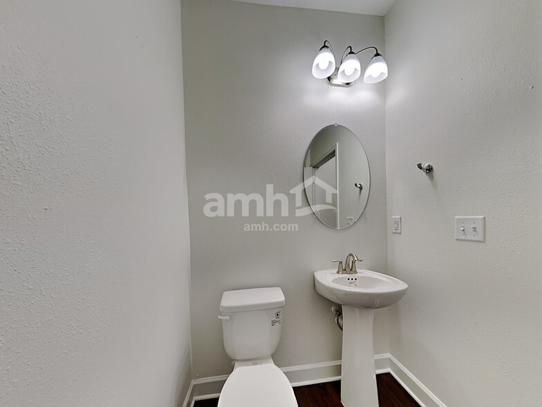 Building Photo - 2462 Sapp Rd