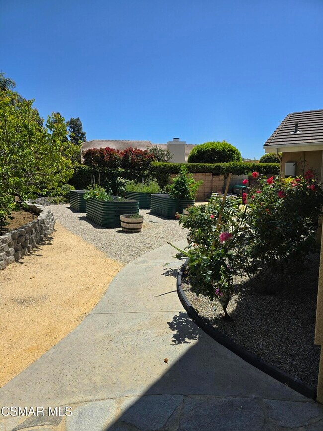 Building Photo - 3017 Klamath Ave