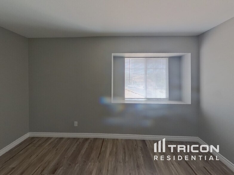 Building Photo - 8336 Sky Canyon Ct