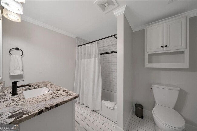 Building Photo - 5592 Colton Dr NE