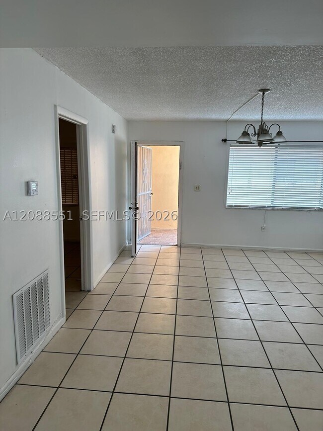 Building Photo - 8420 SW 133rd Avenue Rd
