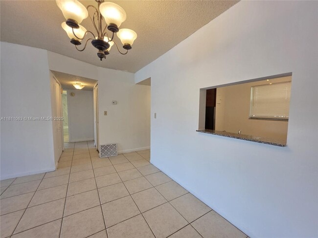 Building Photo - 1830 SW 81st Ave