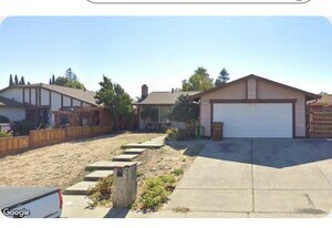 Building Photo - 3421 Gregory Dr