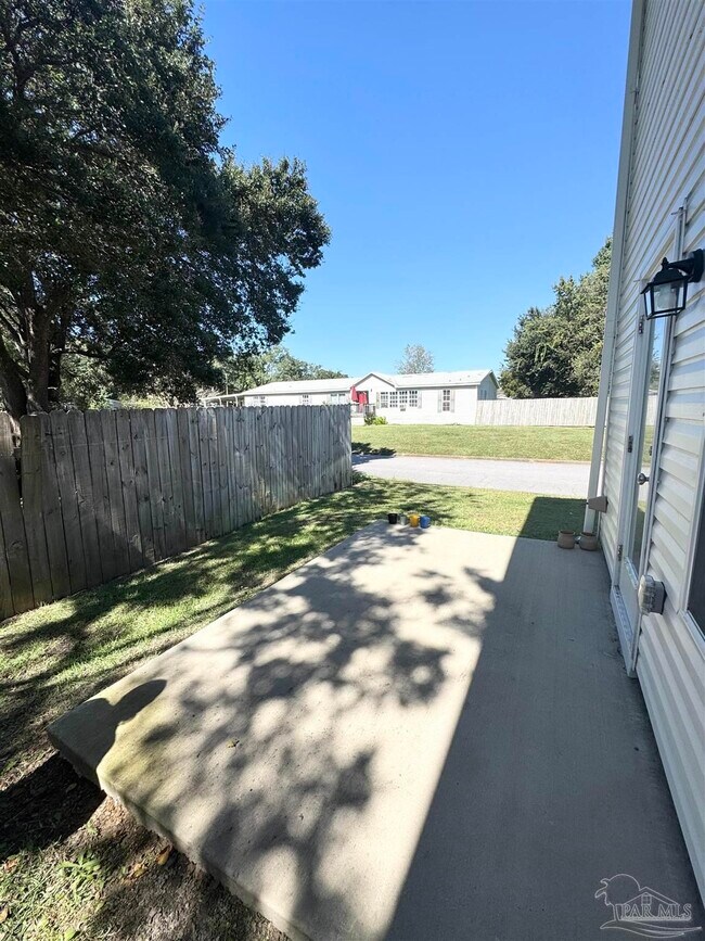 Building Photo - 6053 Brylex Ln