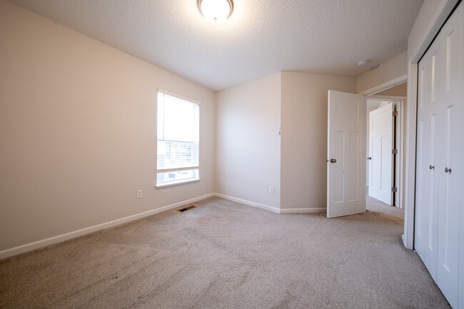 Building Photo - 21831 136th Wy