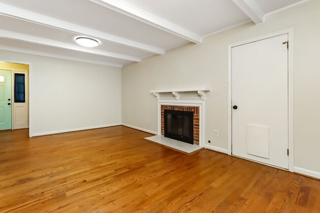 Building Photo - 120 Kohler Crescent