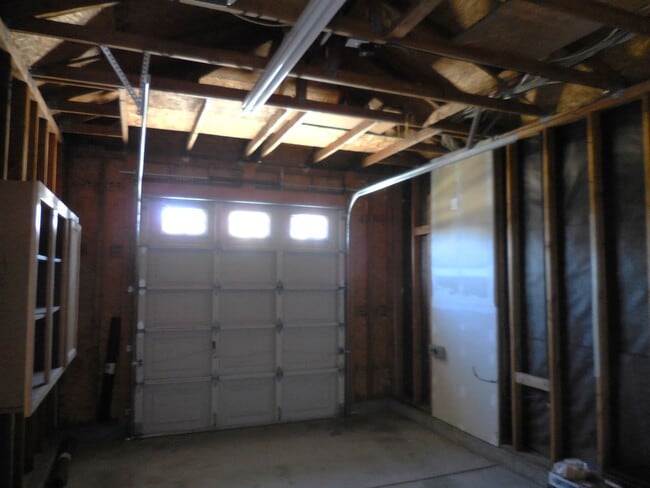 Building Photo - 1079 Stillspring Dr