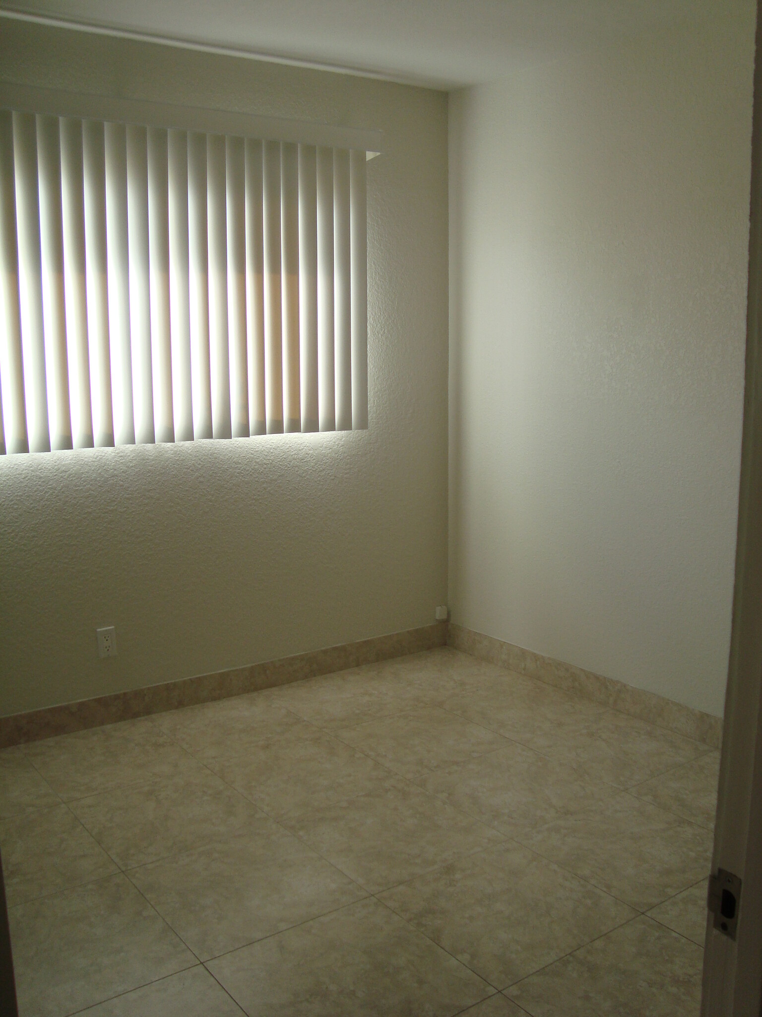 Bedroom - 73820 Larrea St