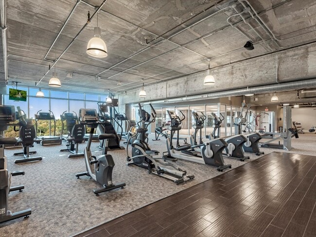 Building Photo - 5925 Almeda Rd