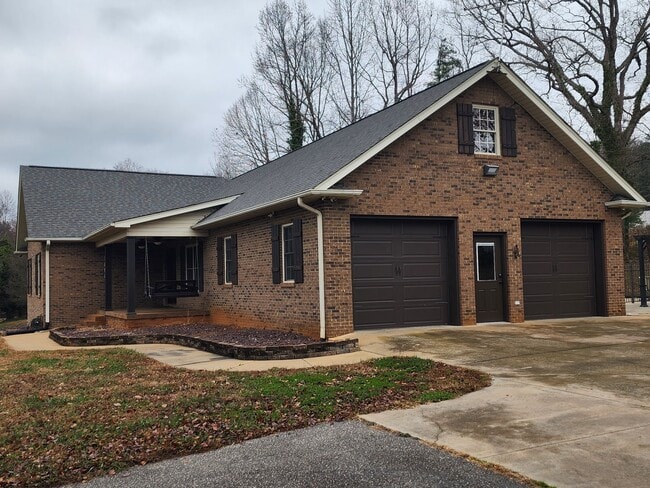 Building Photo - 7816 Cheatham Ford Rd