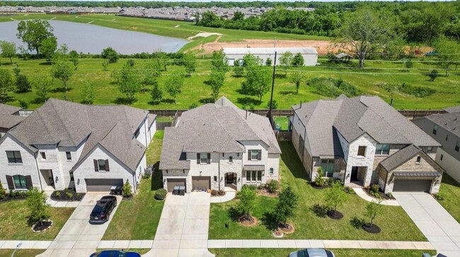 Building Photo - 3314 Willow Fin Way