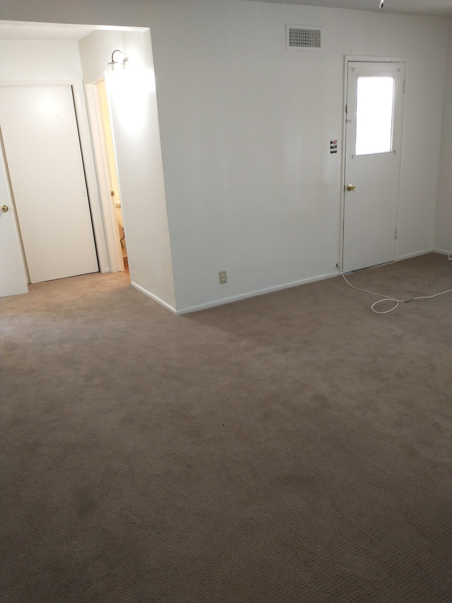 master bedroom - 1857 W Malvern Ave