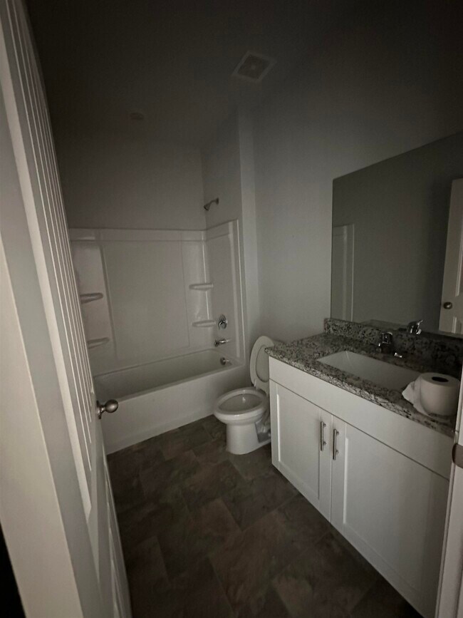 Building Photo - 90 GREEK FALL Dr