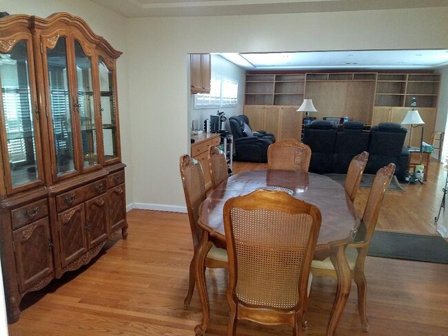 dining room towards family area - 7720 Cowan Ave