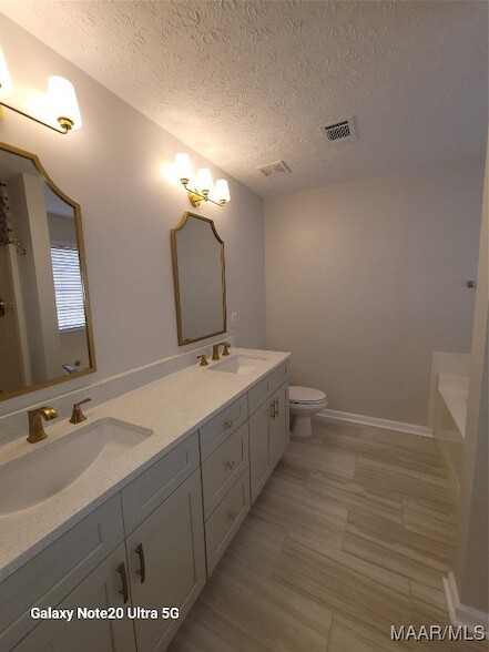 Building Photo - 6404 Deerwood Pl