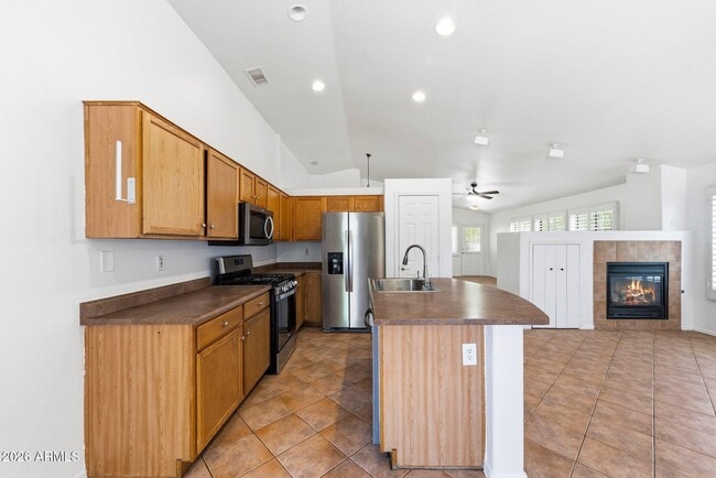 Building Photo - 17534 W Coyote Trail Dr