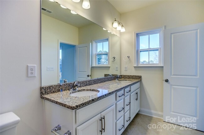 Building Photo - 14104 Loyola Ridge Dr