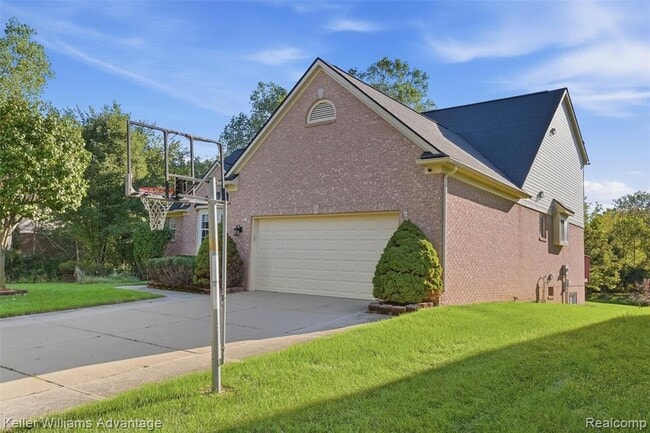 Building Photo - 1625 Emerald Pines Dr