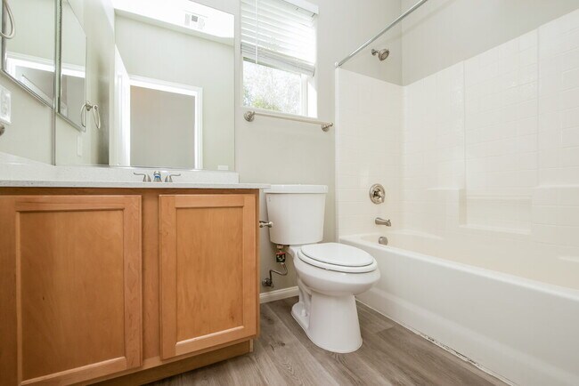 Building Photo - 7204 Amber Cascade Ct