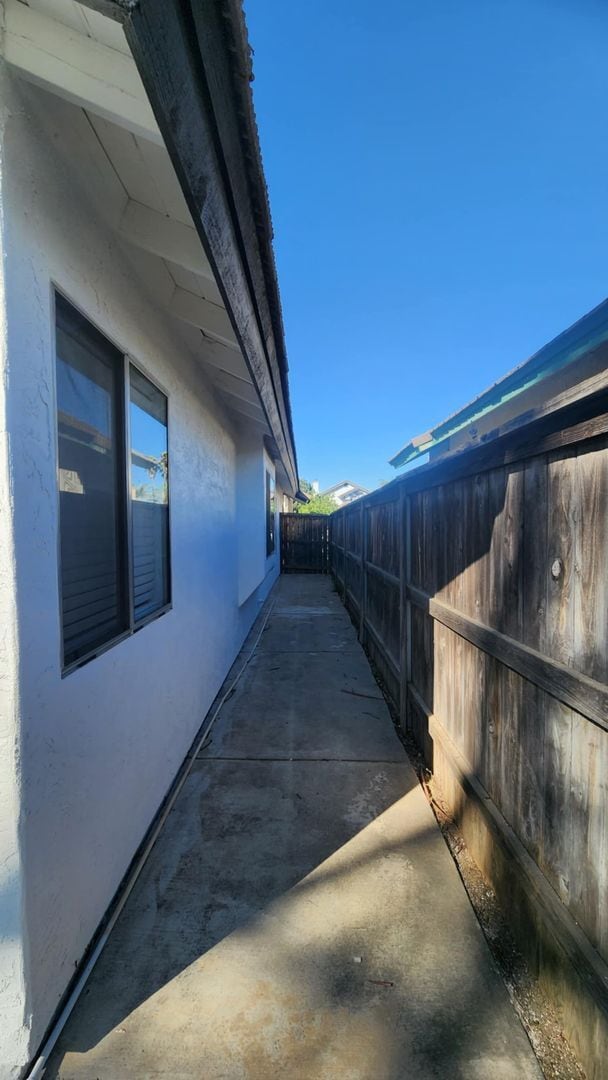 Building Photo - 24349 Heron Rd