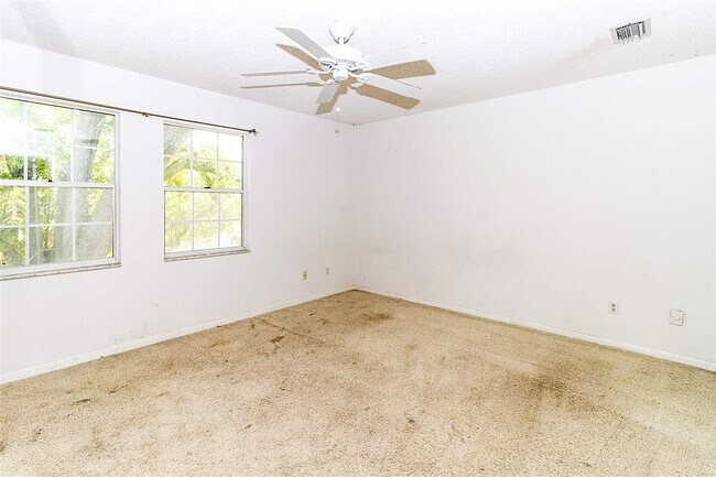 Building Photo - 200 16th St