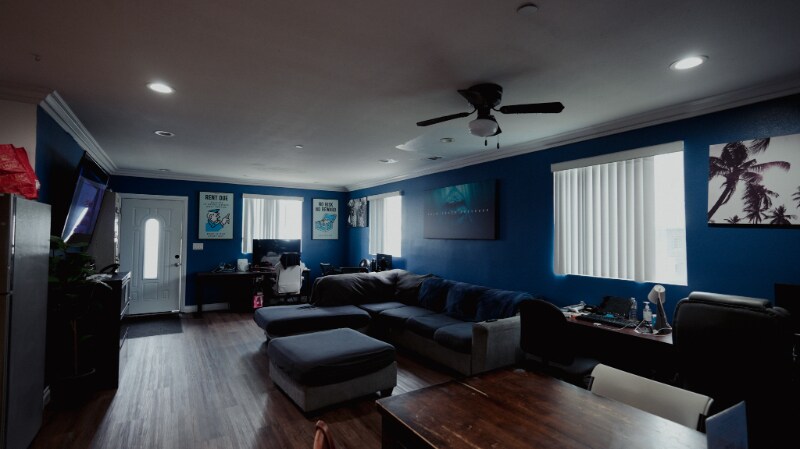 Building Photo - 1447 E 25th St