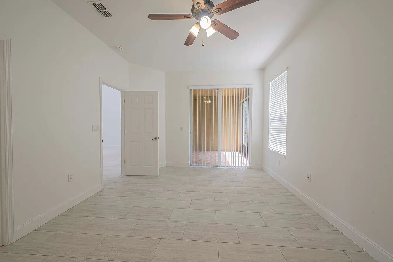 Building Photo - 3701 Titanic Cir