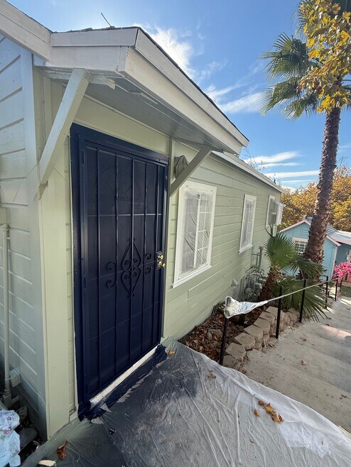 Building Photo - 4047 Smallwood Ln