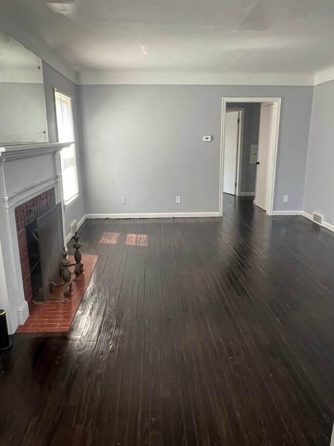 Building Photo - 1646 21st St